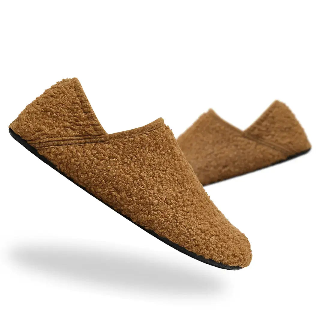 Grizzlers barefoot slippers with soft comfortable design